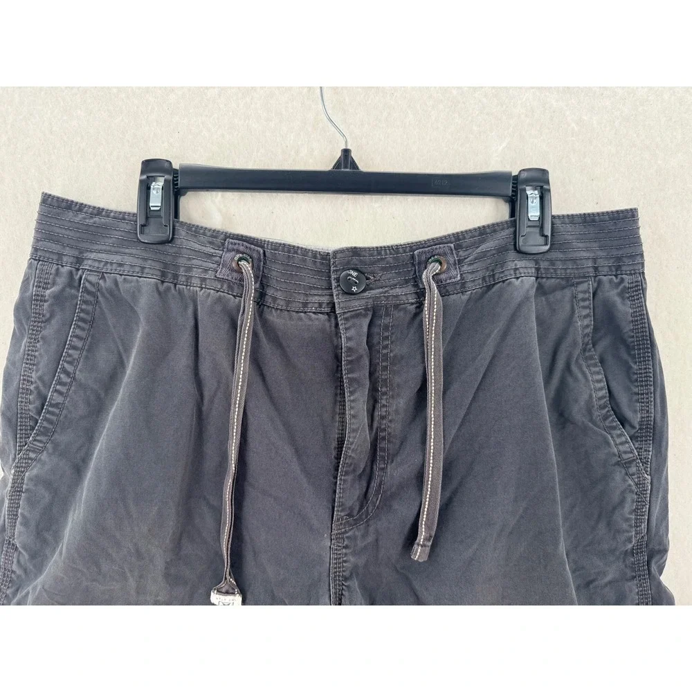 Converse - One Star Cargo Shorts Drawstring Cotton - Gray - 36 - Mens